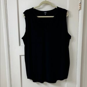 Jones New York Black V-Neck Blouse